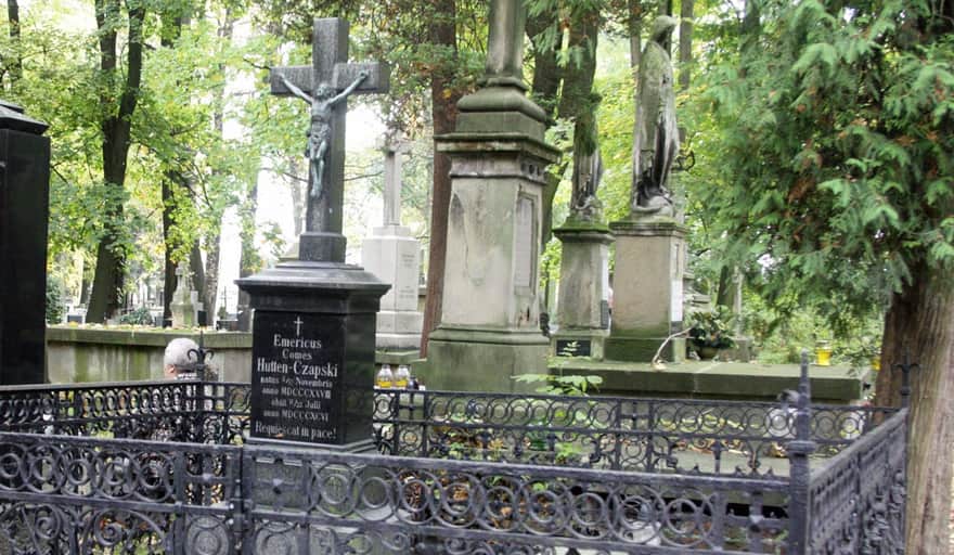 Cmentarz Rakowice - nagrobek hrabiego Emeryka Hutten Czapskiego