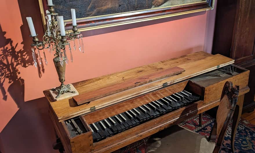 Długosz House: the oldest Polish piano