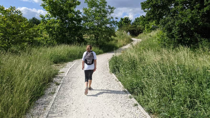 Path around Zakrzówek quarry