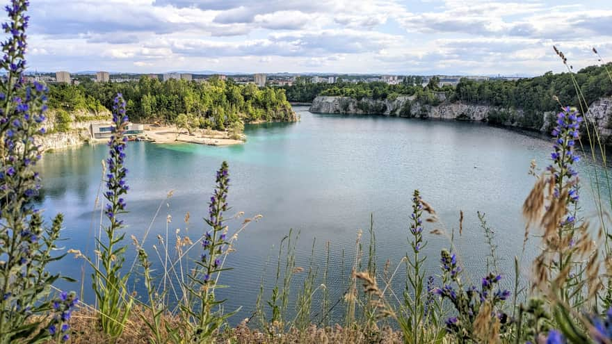 Scenic route around Zakrzówek quarry