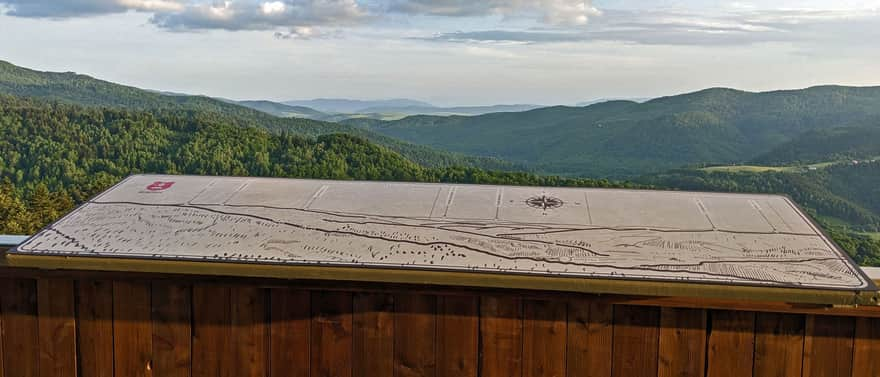 View from the tower on Malnik to the southeast (Czerchowskie and Lewockie Mountains in Slovakia)