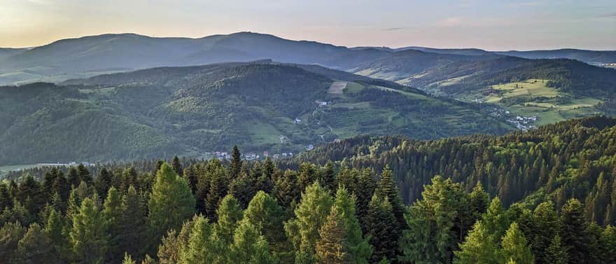 Tower on Malnik: view to the north, towards Jaworzyna Krynicka and Słotwiny