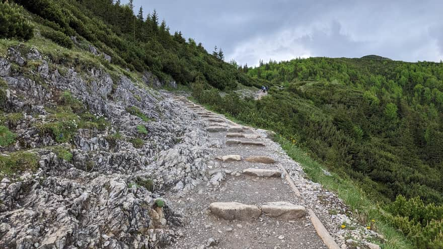 Blue trail from Kuźnice to Hala Gąsienicowa